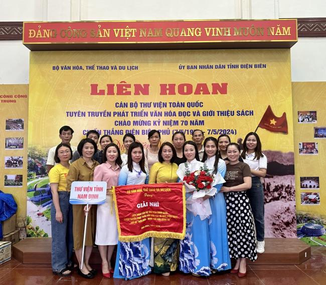 Thư viện tỉnh Nam Định đạt giải nhì tại liên hoan cán bộ thư viện toàn quốc tuyên truyền phát triển văn hóa đọc và giới thiệu sách